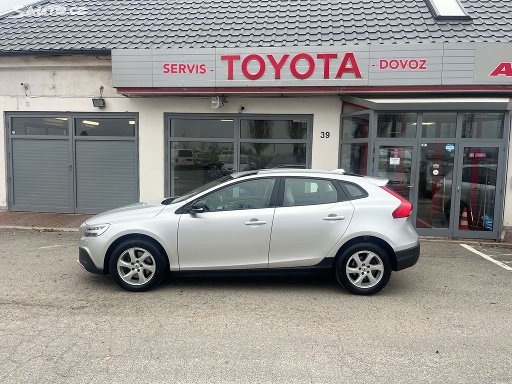 Volvo V40, fotka 2