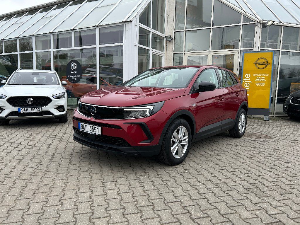 Opel Grandland, 1,2 Turbo 96 kW MT6 - fotka 2