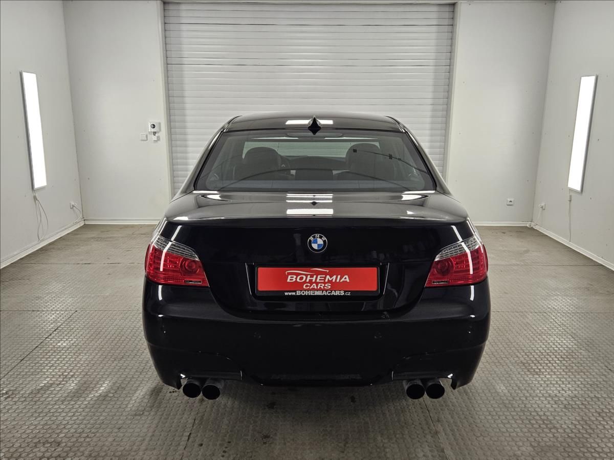BMW M5, 5,0 M5  e60 V10 SERVIS - fotka 5