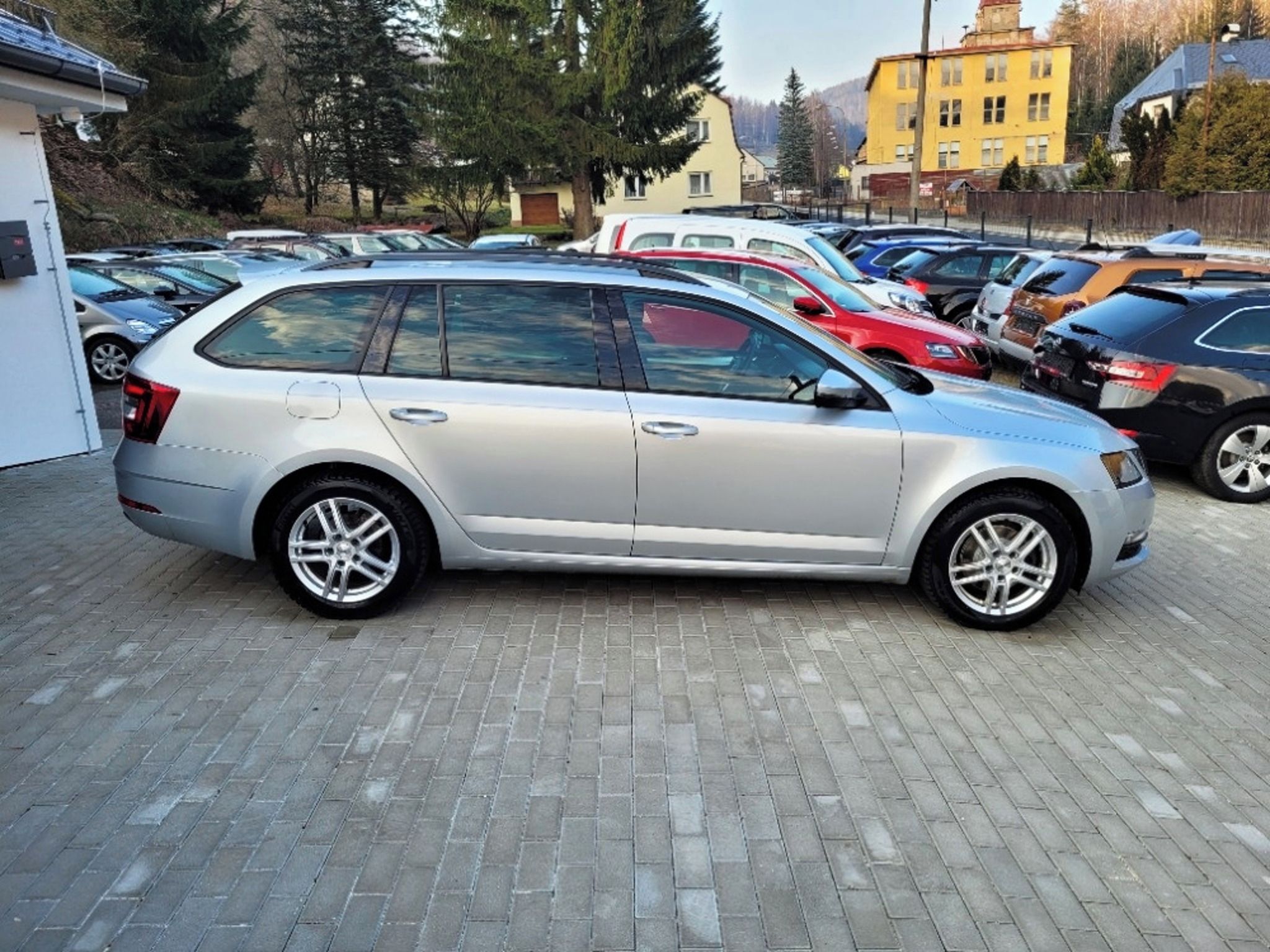 Škoda Octavia, 2.0 TDI (110 kW), nové rozvody - fotka 6