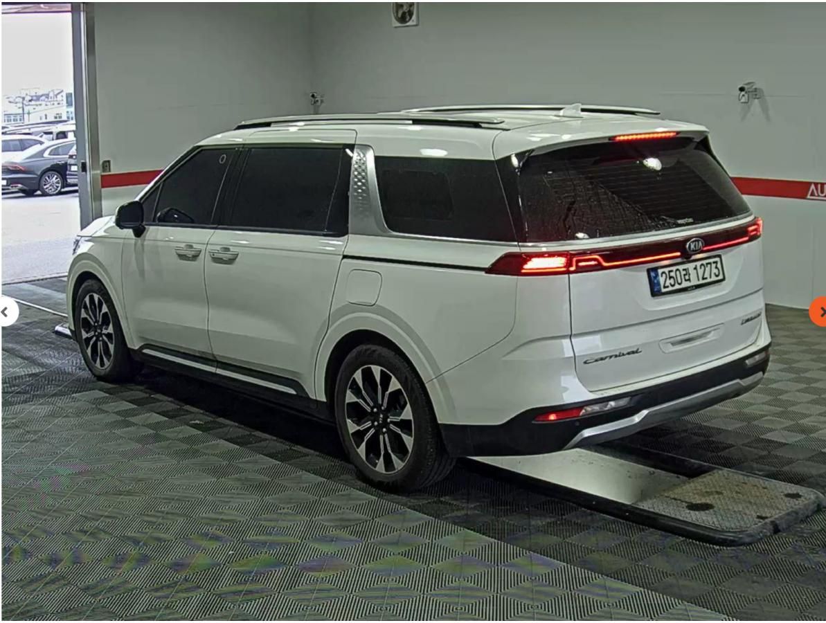 Kia Carnival, 3.5 V6 7míst - ihned k odběru - fotka 4