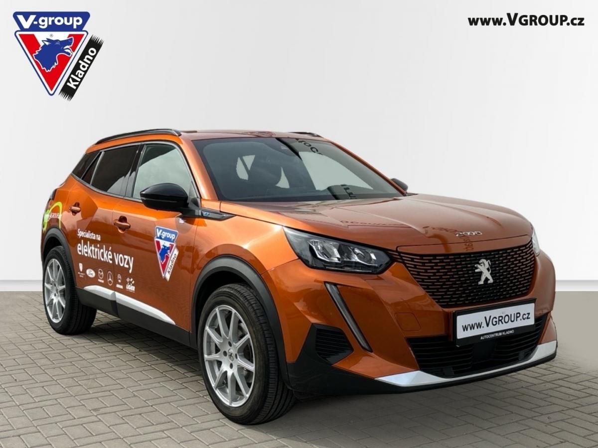 Peugeot 2008, e-ALLURE elektro dojezd 320 Km