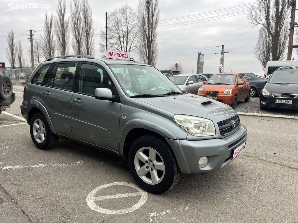 Toyota Rav4, fotka 5