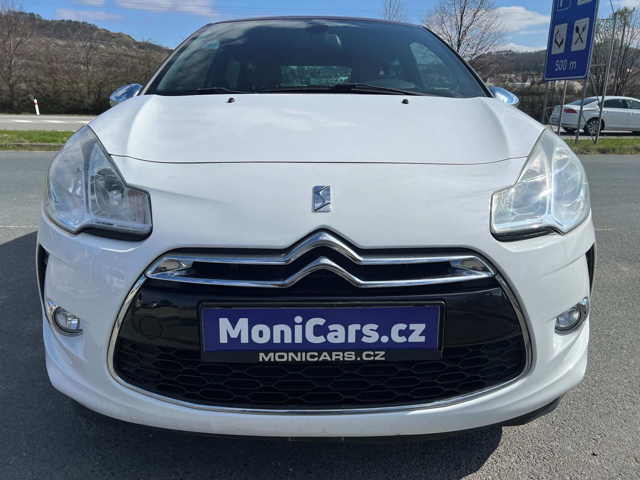Citroën DS3, 1.6 i 115kW SPORT CHIC - fotka 2