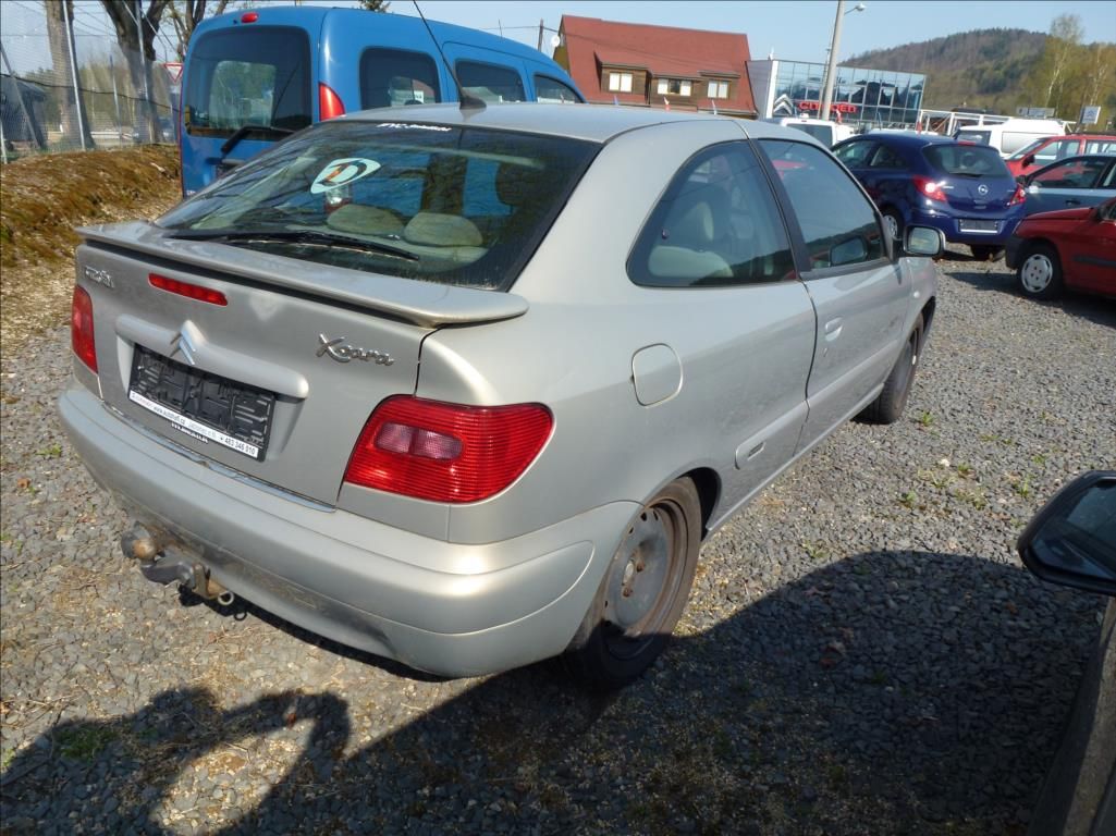 Citroën Xsara, 1,6   COUPE I 16V VTR - fotka 5