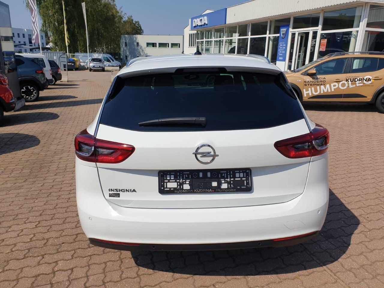 Opel Insignia, 1.5 CDTI TOP STAV - fotka 5
