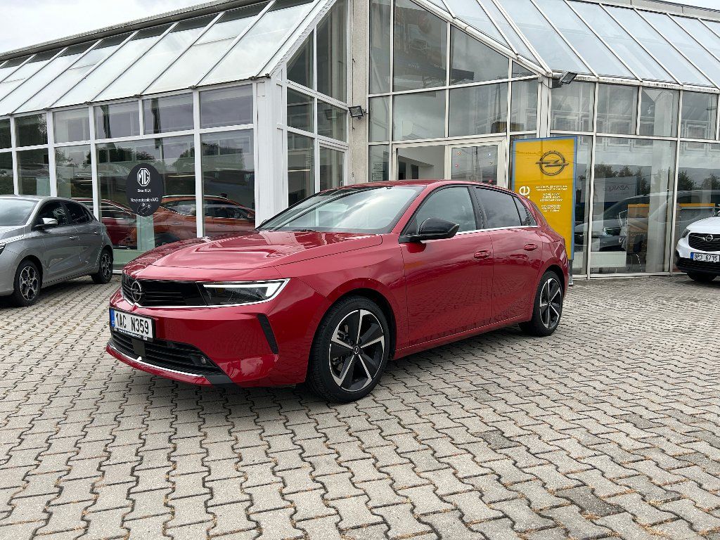 Opel Astra, Elegance 1,2 Turbo 96kW AT8 - fotka 2
