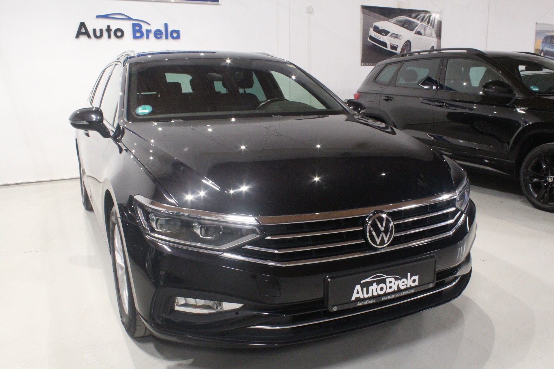 Volkswagen Passat, 2.0TDI DSG Display Navi - fotka 2
