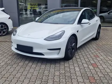 Tesla Model 3, Basis RWD 208 KW*Kůže*360°*