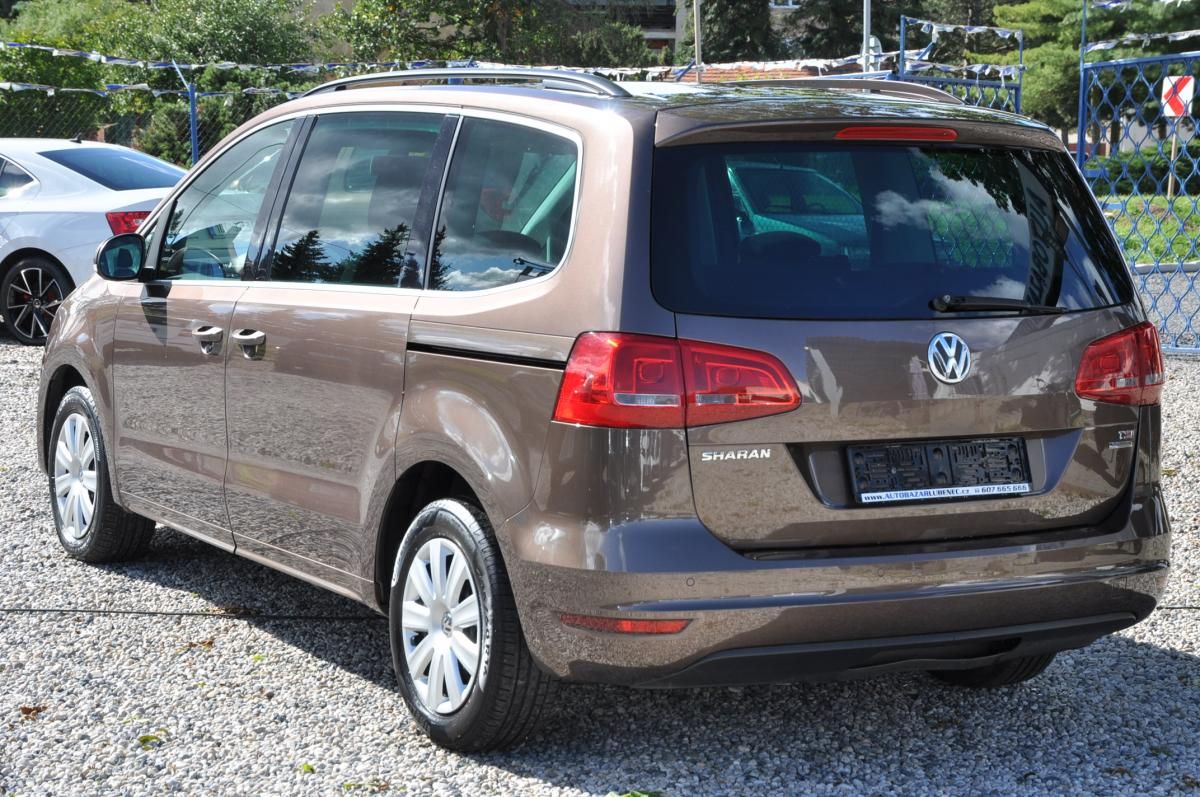 Volkswagen Sharan, 1.4TSi 110kW Comfort 7.míst - fotka 4