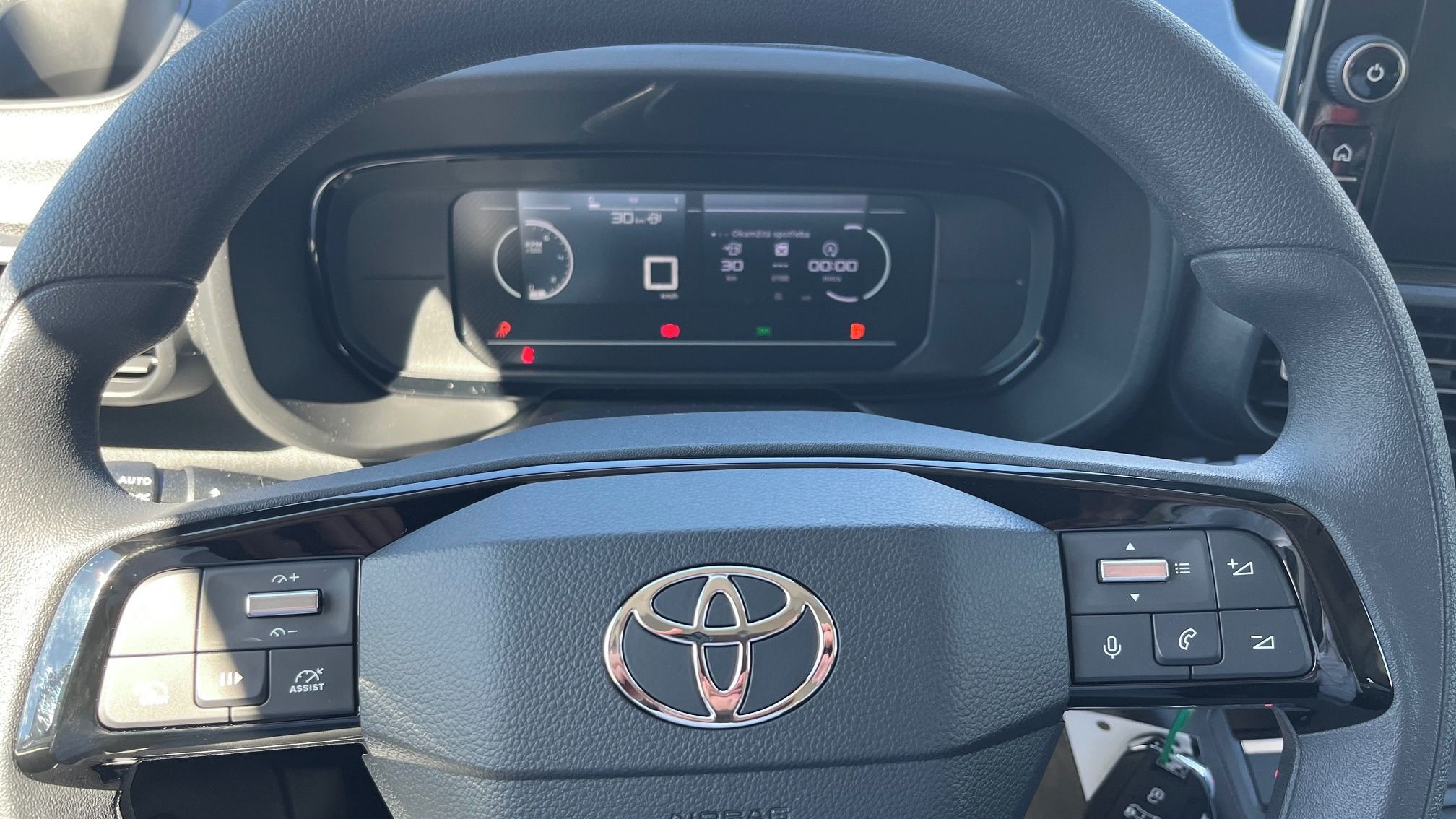 Toyota Proace City Verso, L2 1,2i 110PS Business 7 MÍST - fotka 6