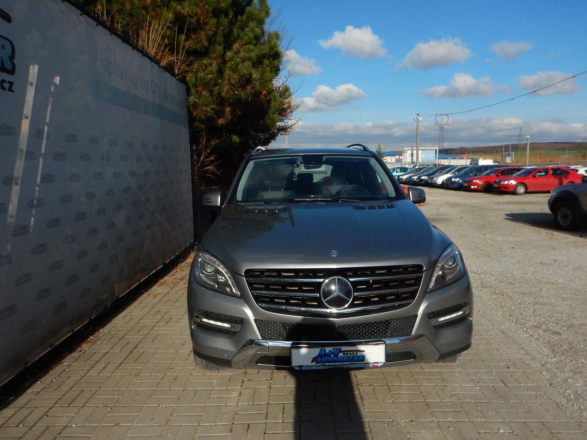 Mercedes-Benz Třídy M, ML 350 BLUETEC 4MATIC - fotka 3