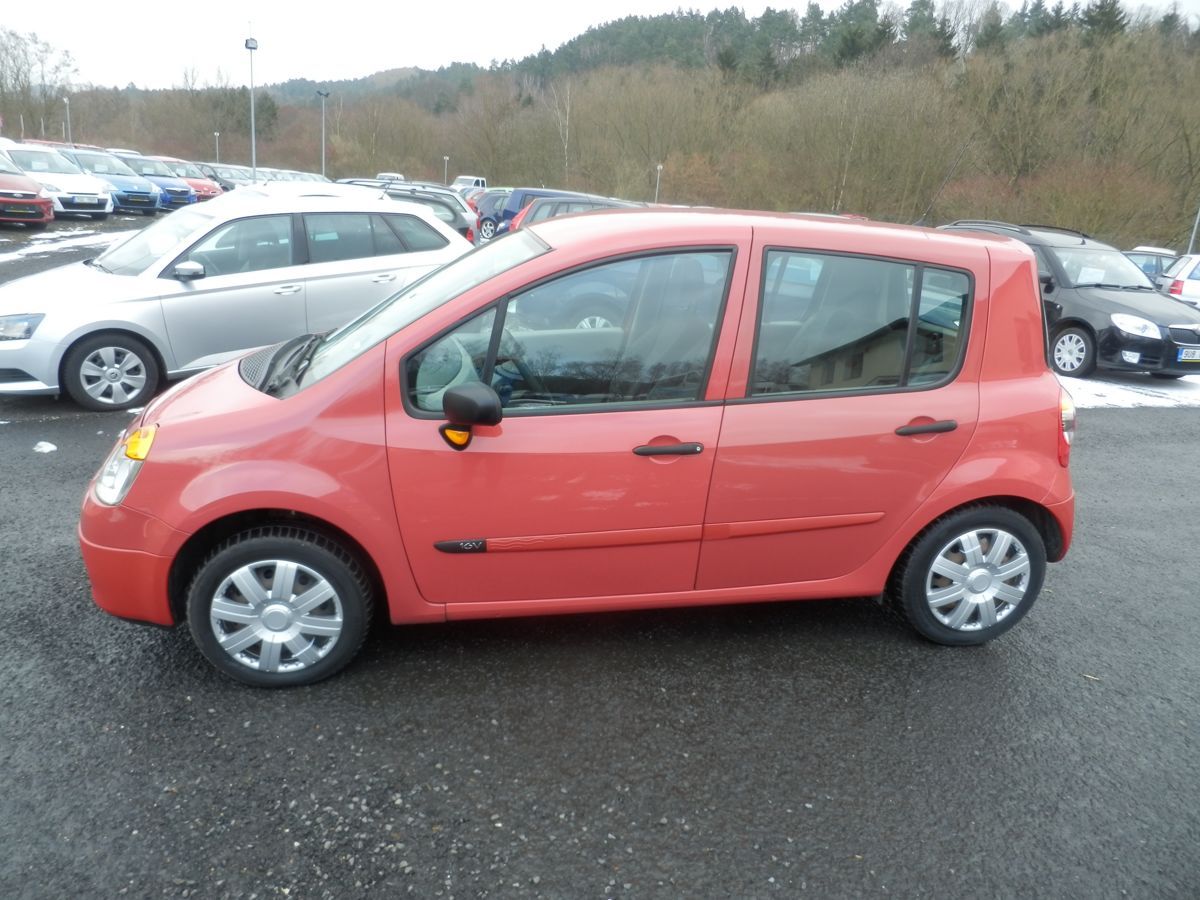 Renault Modus, 1,2 48KW KLIMA - fotka 6