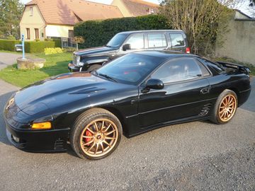 VR-4