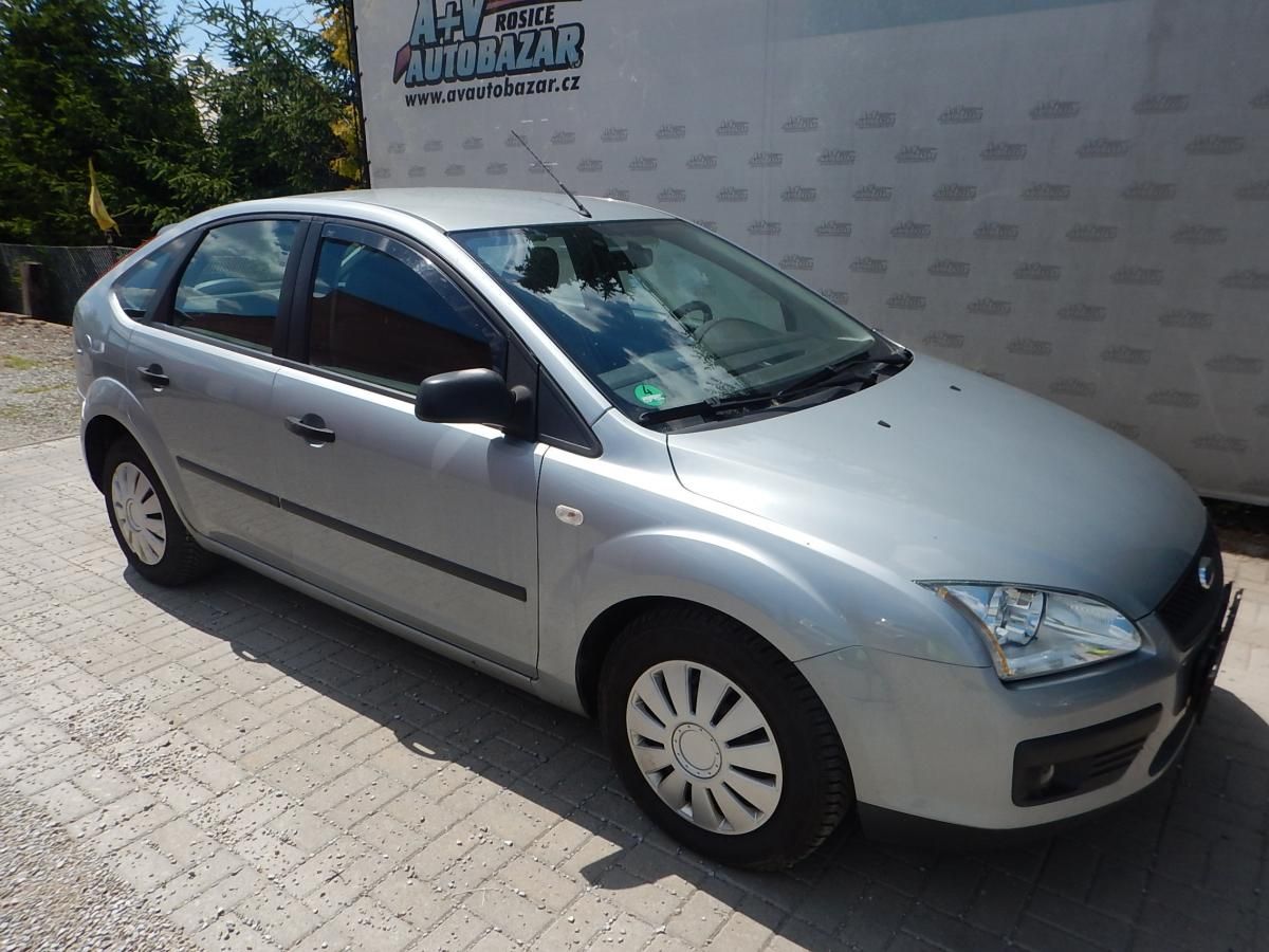 Ford Focus, 1.6i, KLIMA - fotka 4