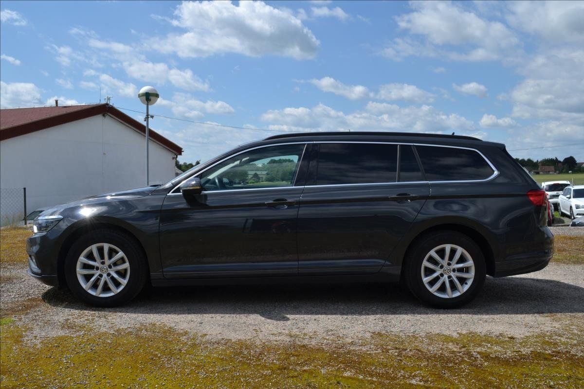 Volkswagen Passat, 2.0 TDI DSG FULL LED ACC - fotka 4