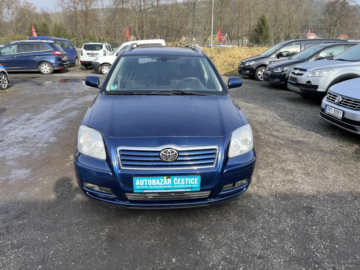 Toyota Avensis, 1.8 VVTI - fotka 2