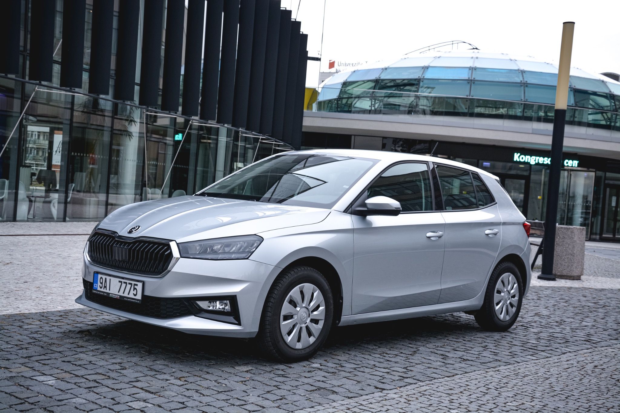Škoda Fabia, 4 Ambition 7ST Aut DSG 1MAJ ČR - fotka 3