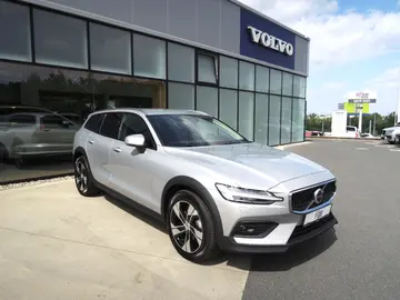 Volvo V60, 2.0 B4 4x4 Cross Country PLUS