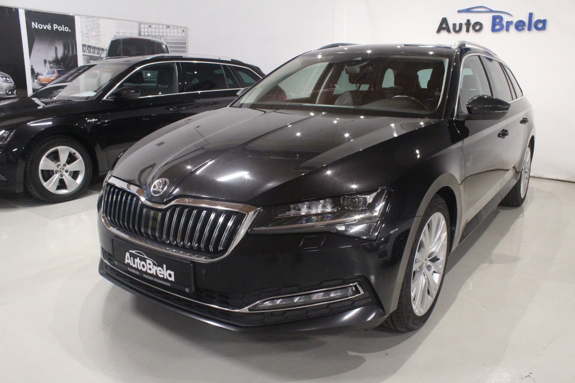 Škoda Superb, 2.0TDI DSG Facelift Matrix - fotka 5
