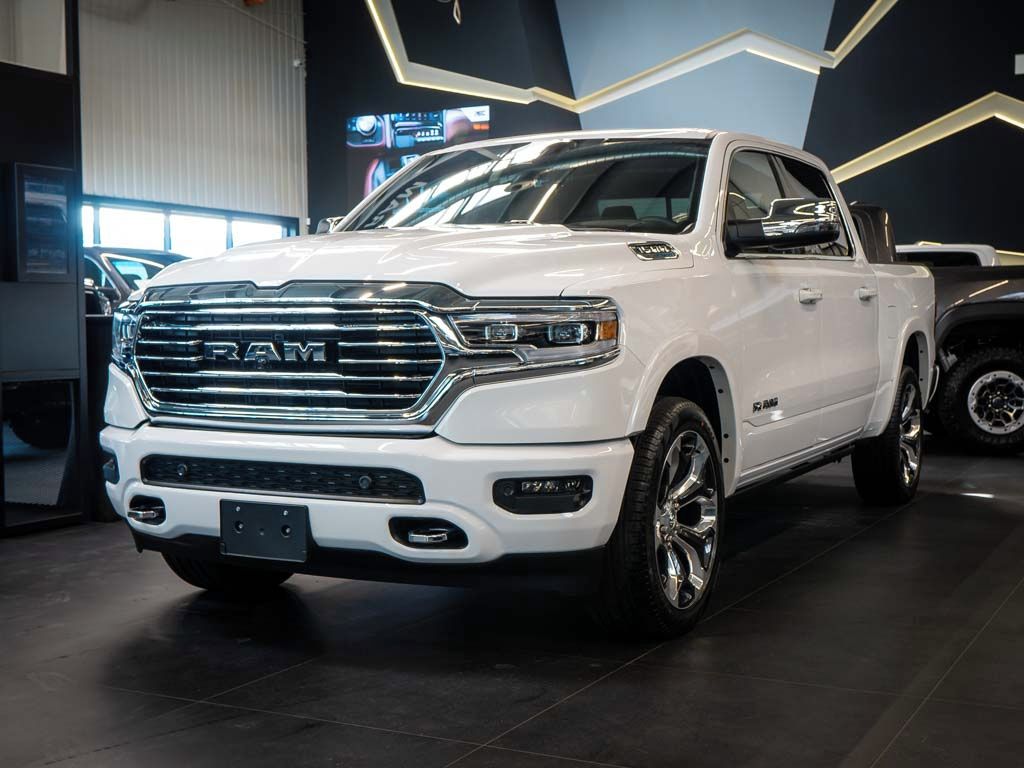 Dodge Ram, 5.7 V8 eTorque Longhorn 22Alu
