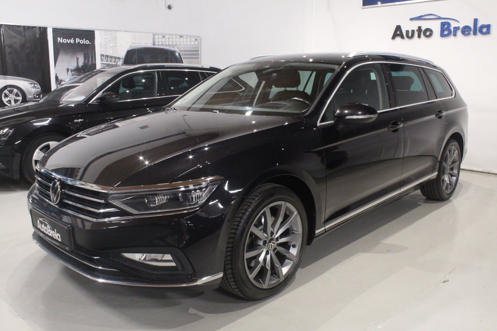 Volkswagen Passat, 2.0TDI DSG Highline Display - fotka 6