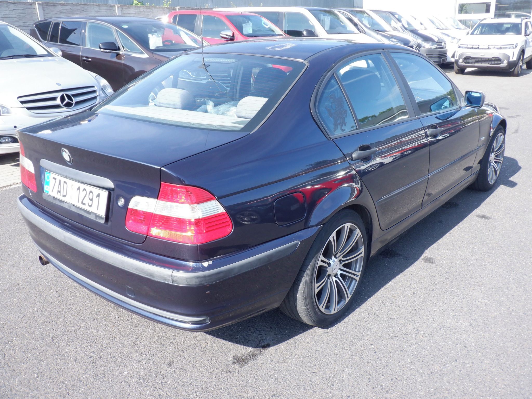 BMW Řada 3, 316i 1.8i - fotka 5