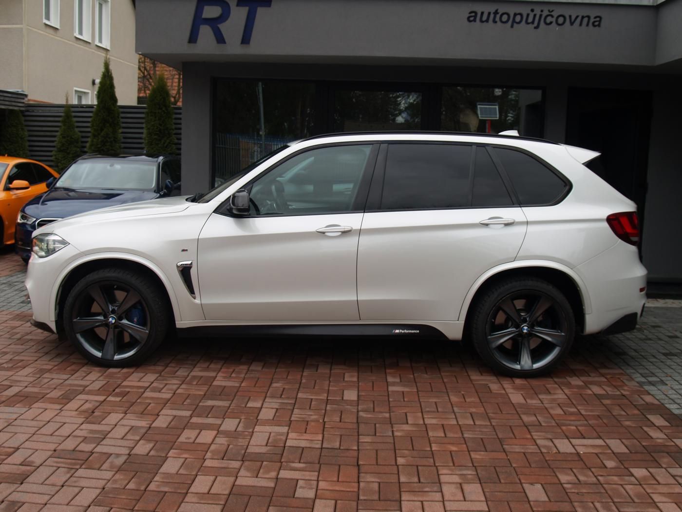BMW X5, 3.0 M50d - Carbon - fotka 2