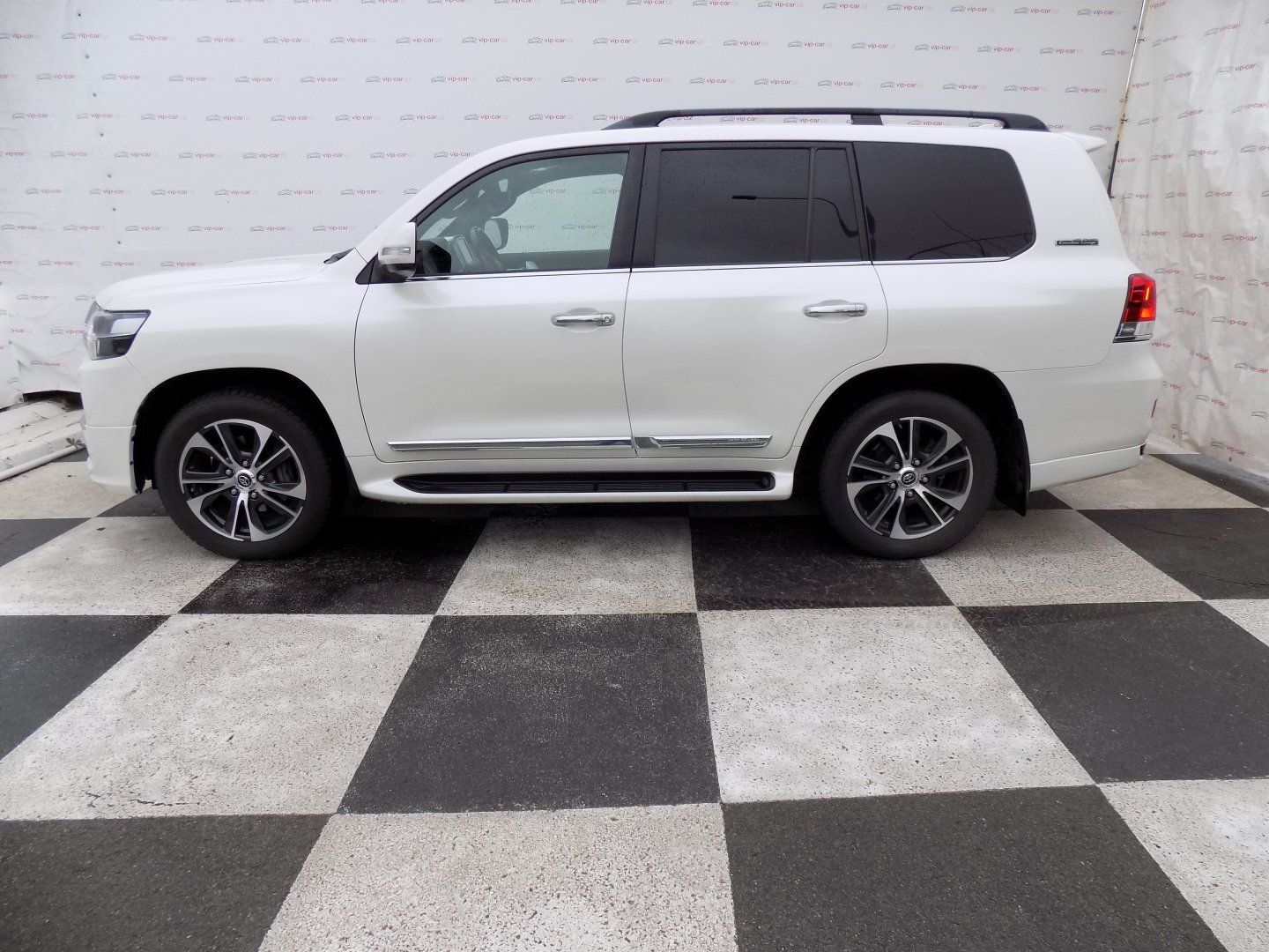Toyota Land Cruiser, 200/4.5/V8/Executive Lounge/ - fotka 2