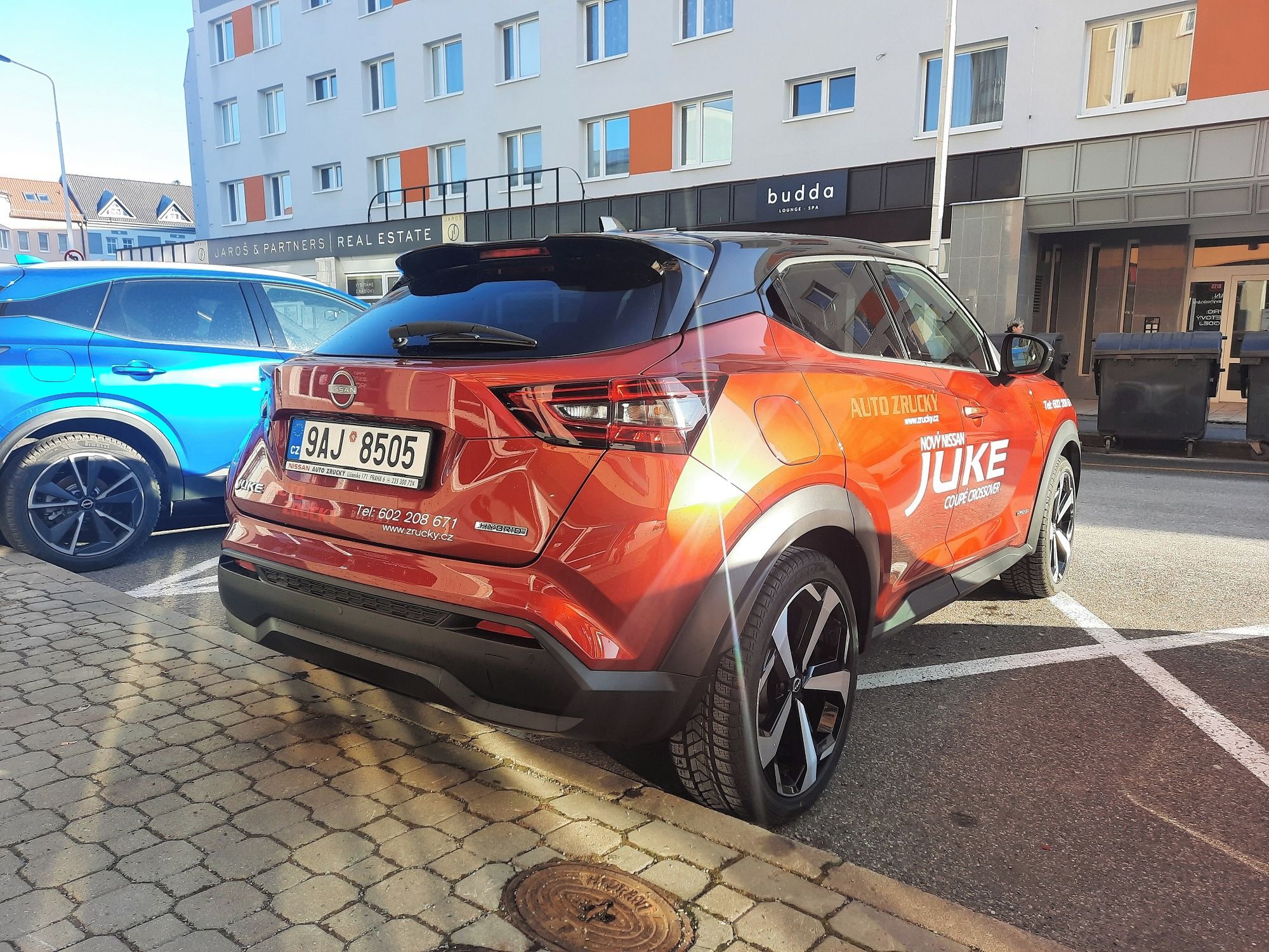 Nissan Juke, 1.6 143k HEV Tekna - fotka 2