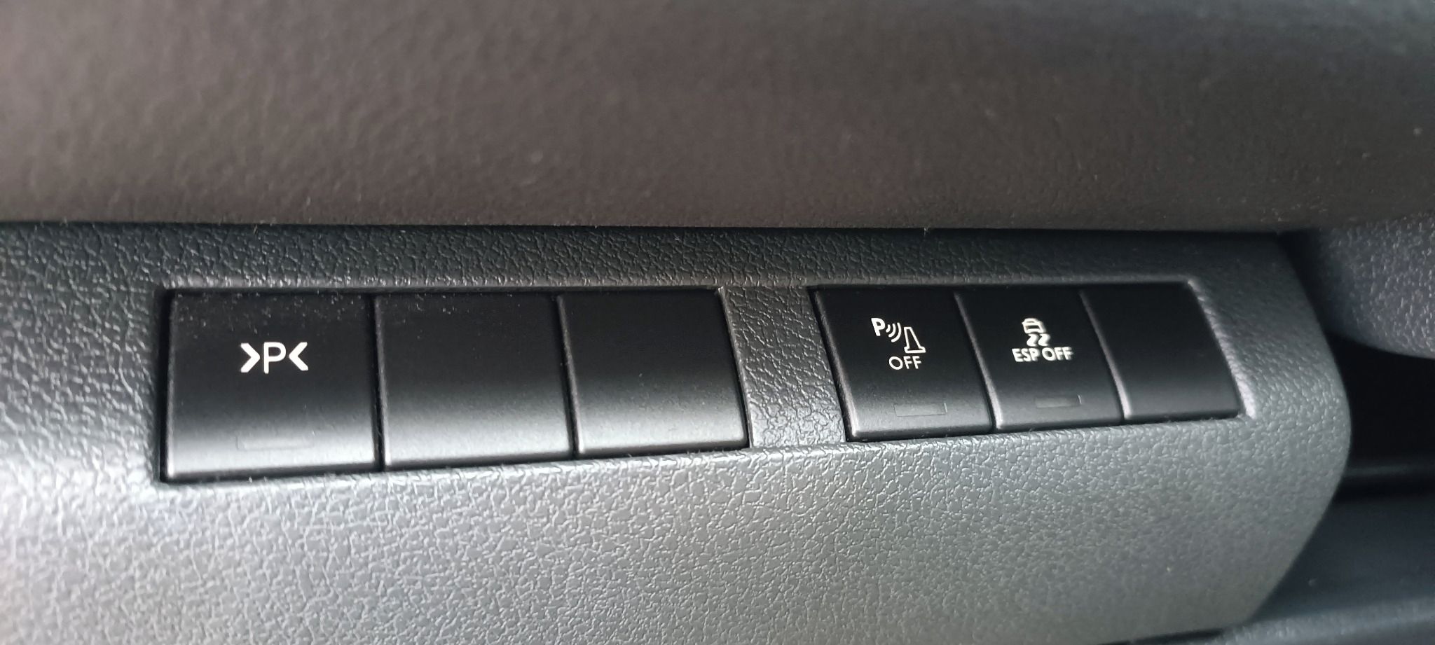 Peugeot 5008, 1.6 HDI - 7 místné - fotka 5