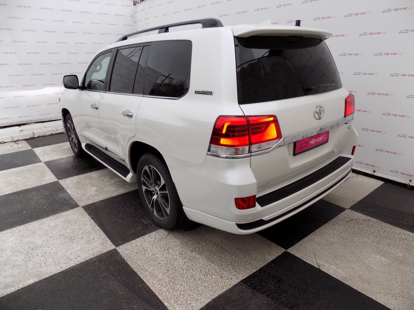 Toyota Land Cruiser, 200/4.5/V8/Executive Lounge/ - fotka 3
