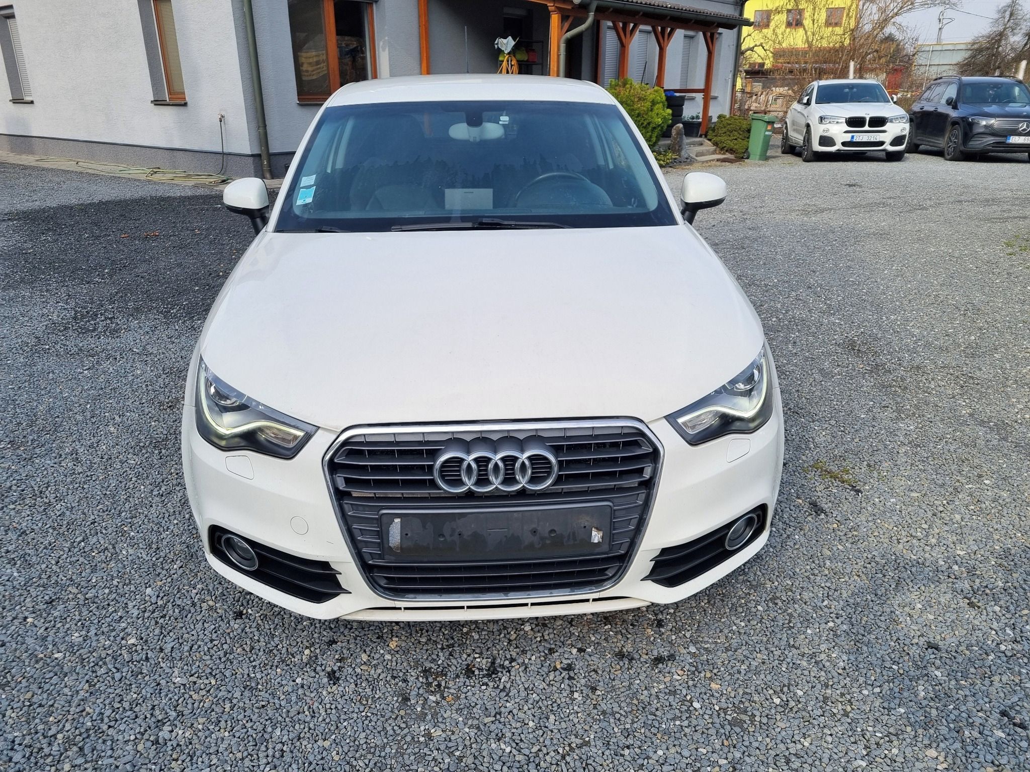 Audi A1, 1.6TDi 77kw s-line - fotka 2