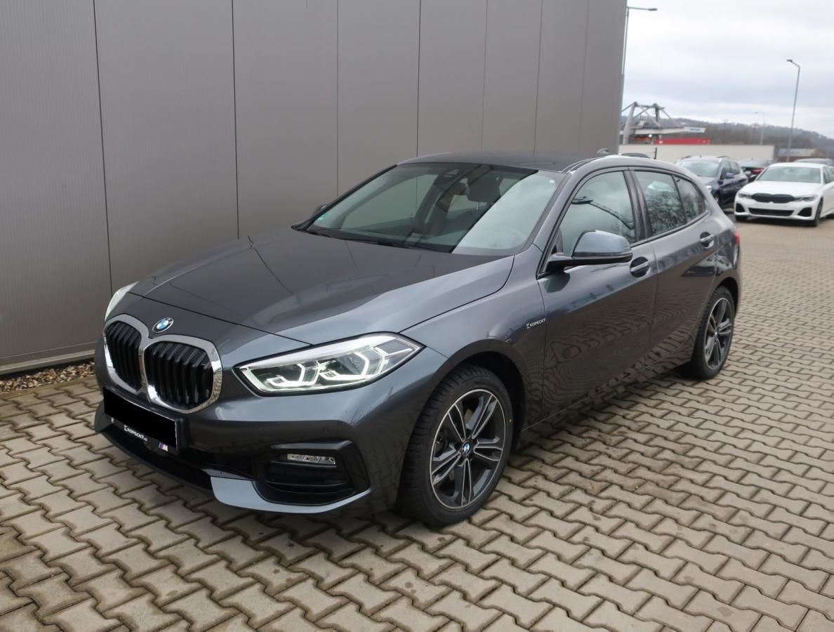 BMW Řada 1, 118d Sport Line - fotka 2