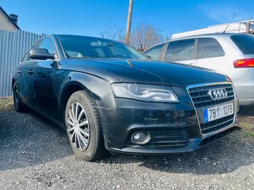 Audi A4, 1.8 TFSI BENZIN  BERE OLEJ