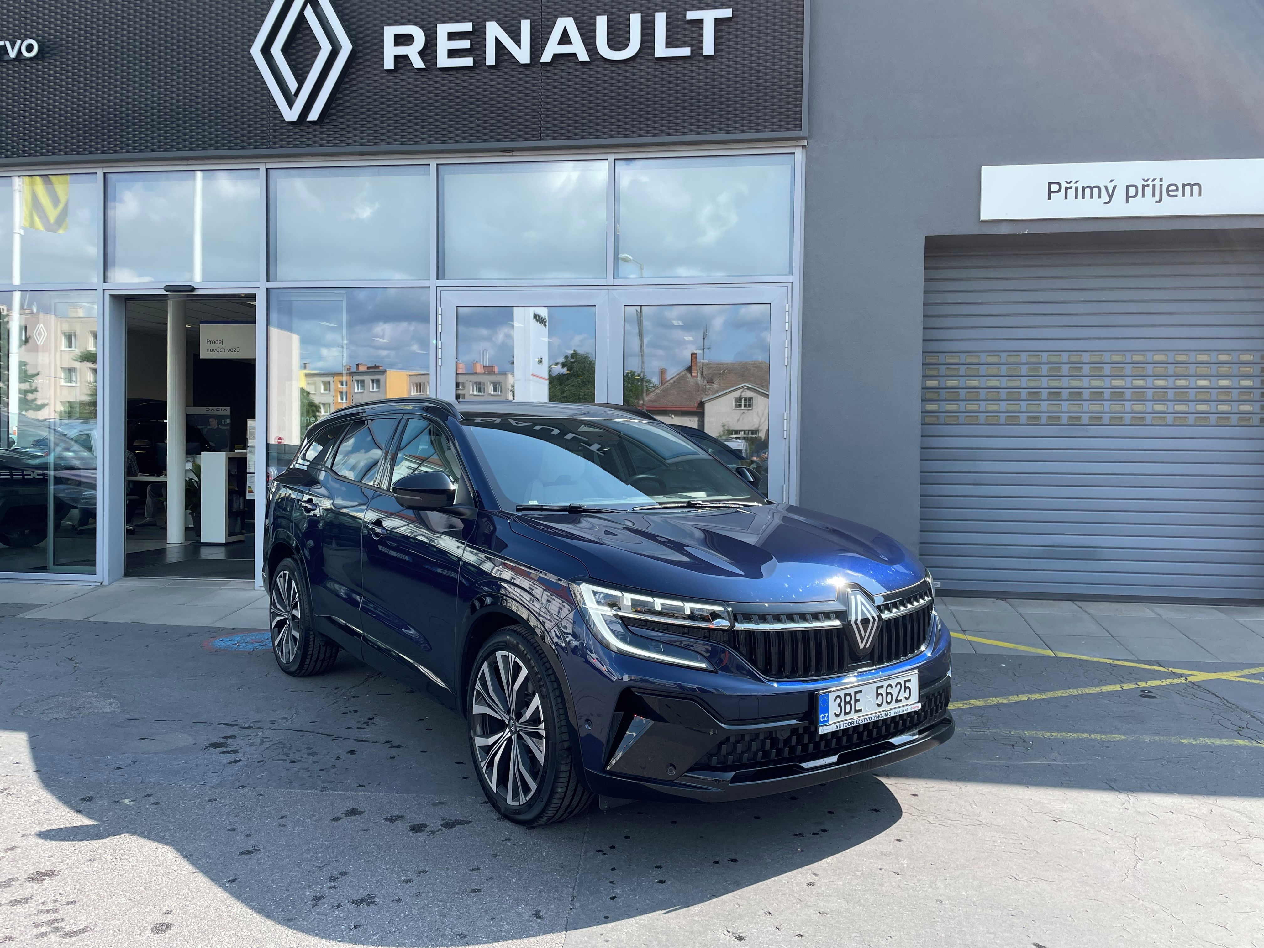 Renault Espace, iconic E-Tech full hybrid 200 - fotka 2