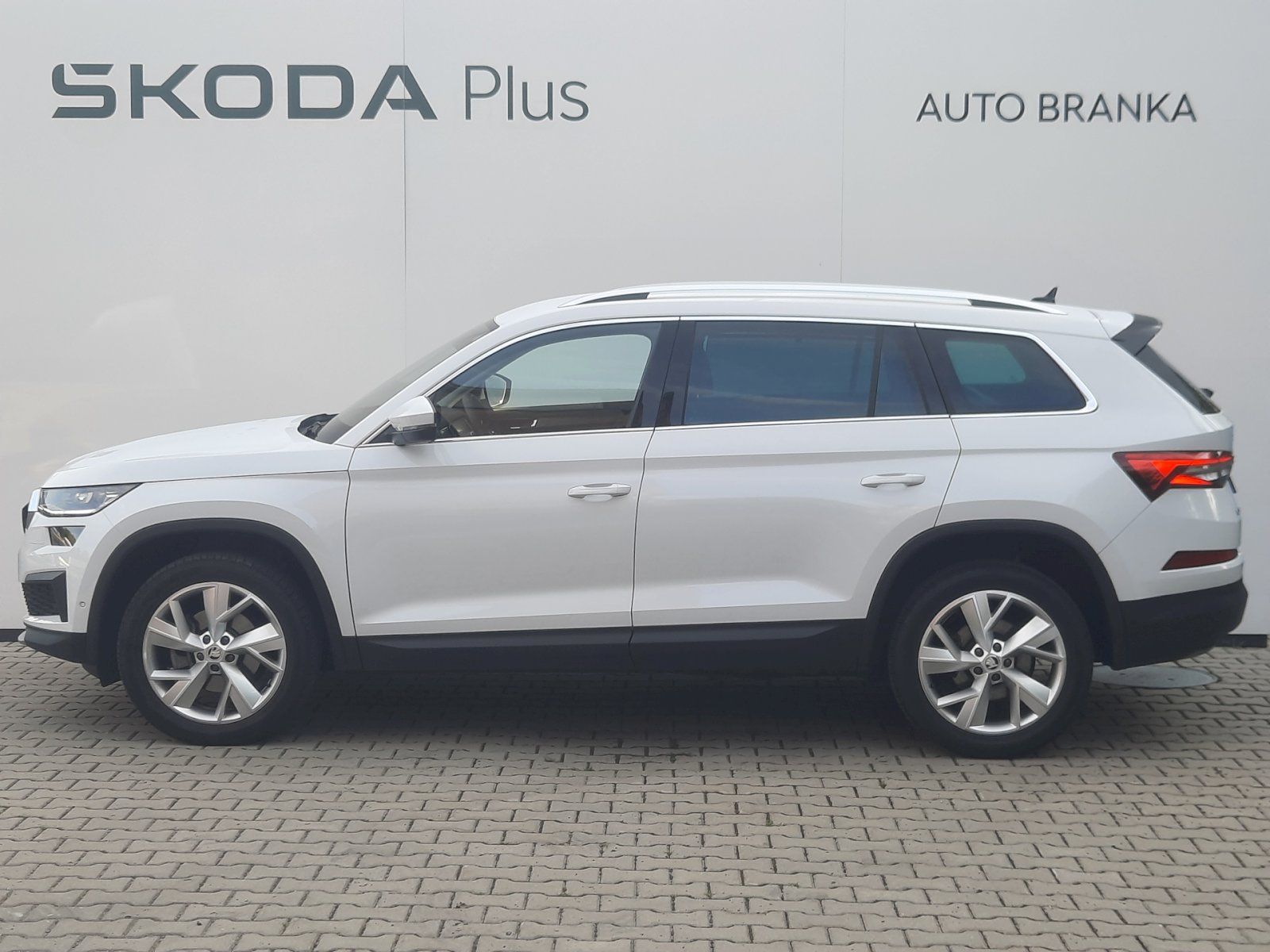 Škoda Kodiaq, 2,0 TDI 110 kW DSG 4x4 Style P - fotka 3