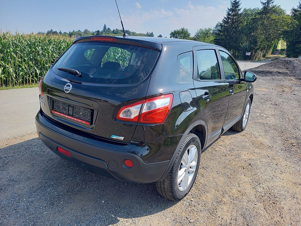 Nissan Qashqai, 1,6DCi 96kW digiklima-navigace - fotka 3