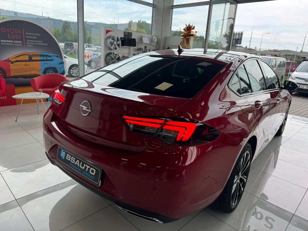 Opel Insignia, 2.0T 147kW  GS Ultimate AT - fotka 6