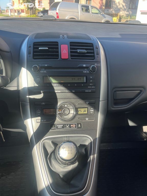 Toyota Auris, fotka 18