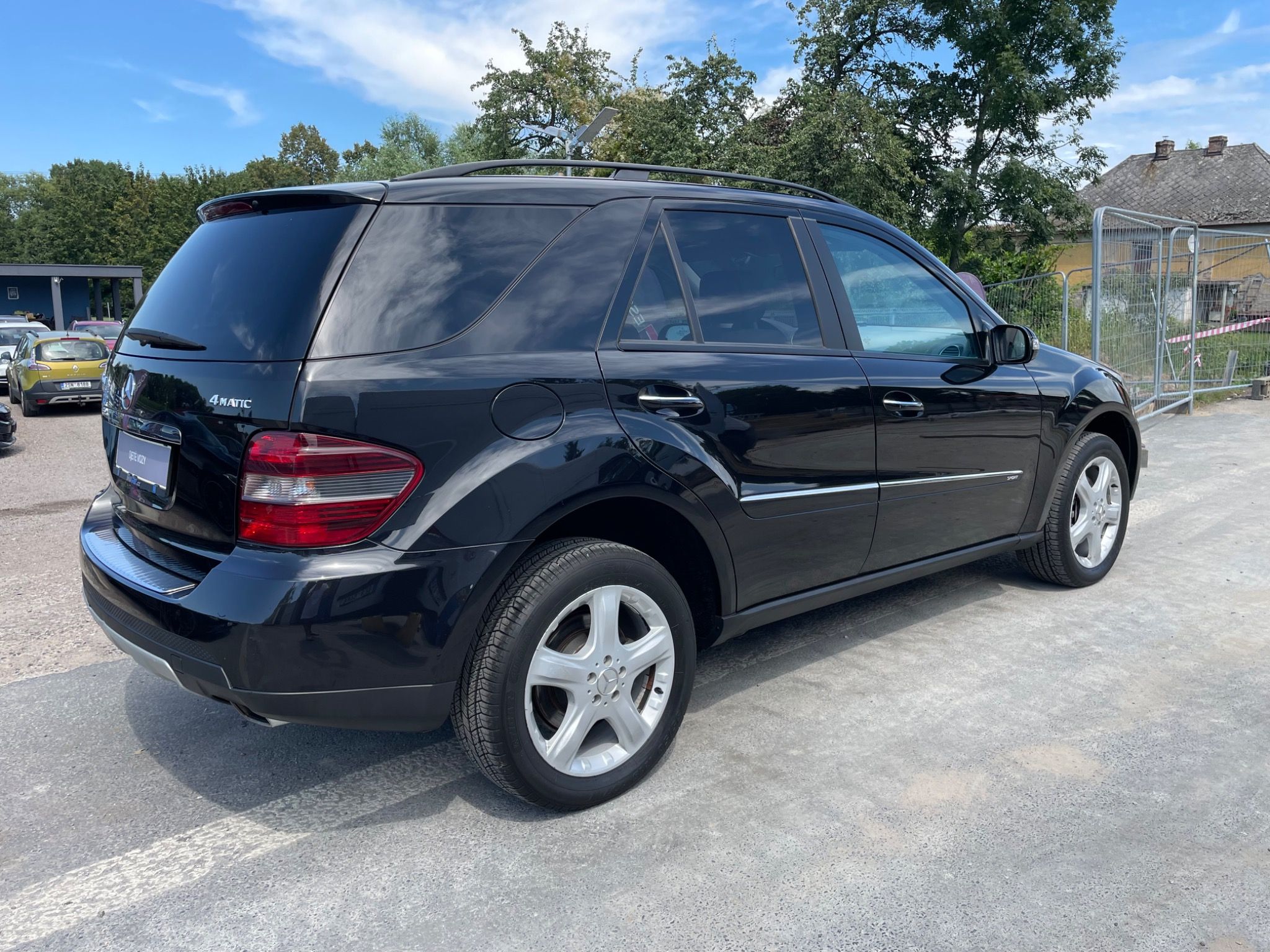 Mercedes-Benz Třídy M, 320CDi 2.Maj Sport 4Matic Navi - fotka 3