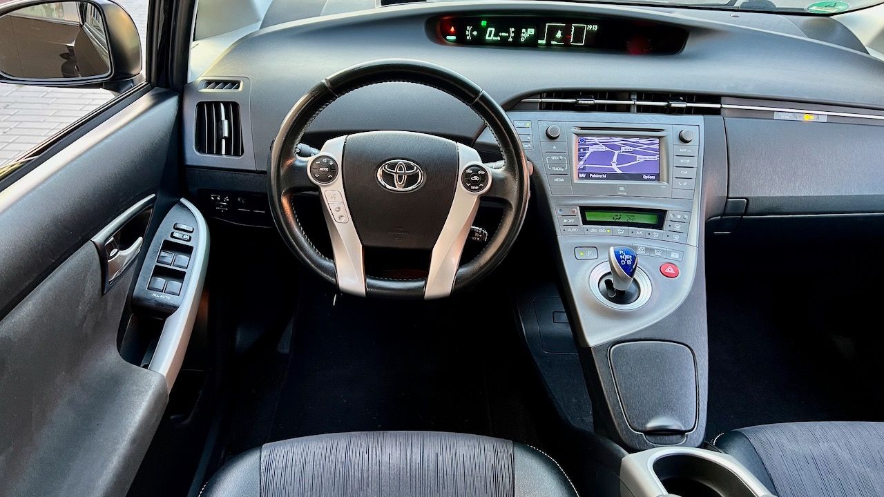 Toyota Prius, 1.8 Hybrid Navigace Kuze Kamer - fotka 5