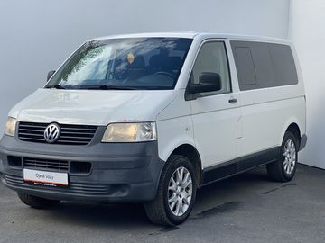 Obrázek k inzerátu: Volkswagen Transporter, 9 míst 2.5 TDI 96 kW