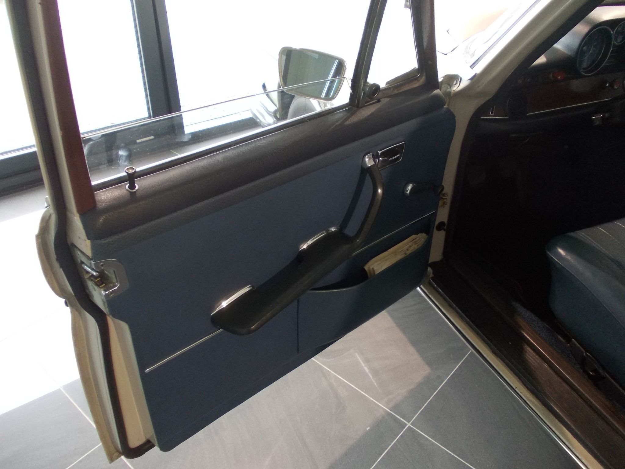 Mercedes-Benz Třídy S, S 280 W108 - fotka 5