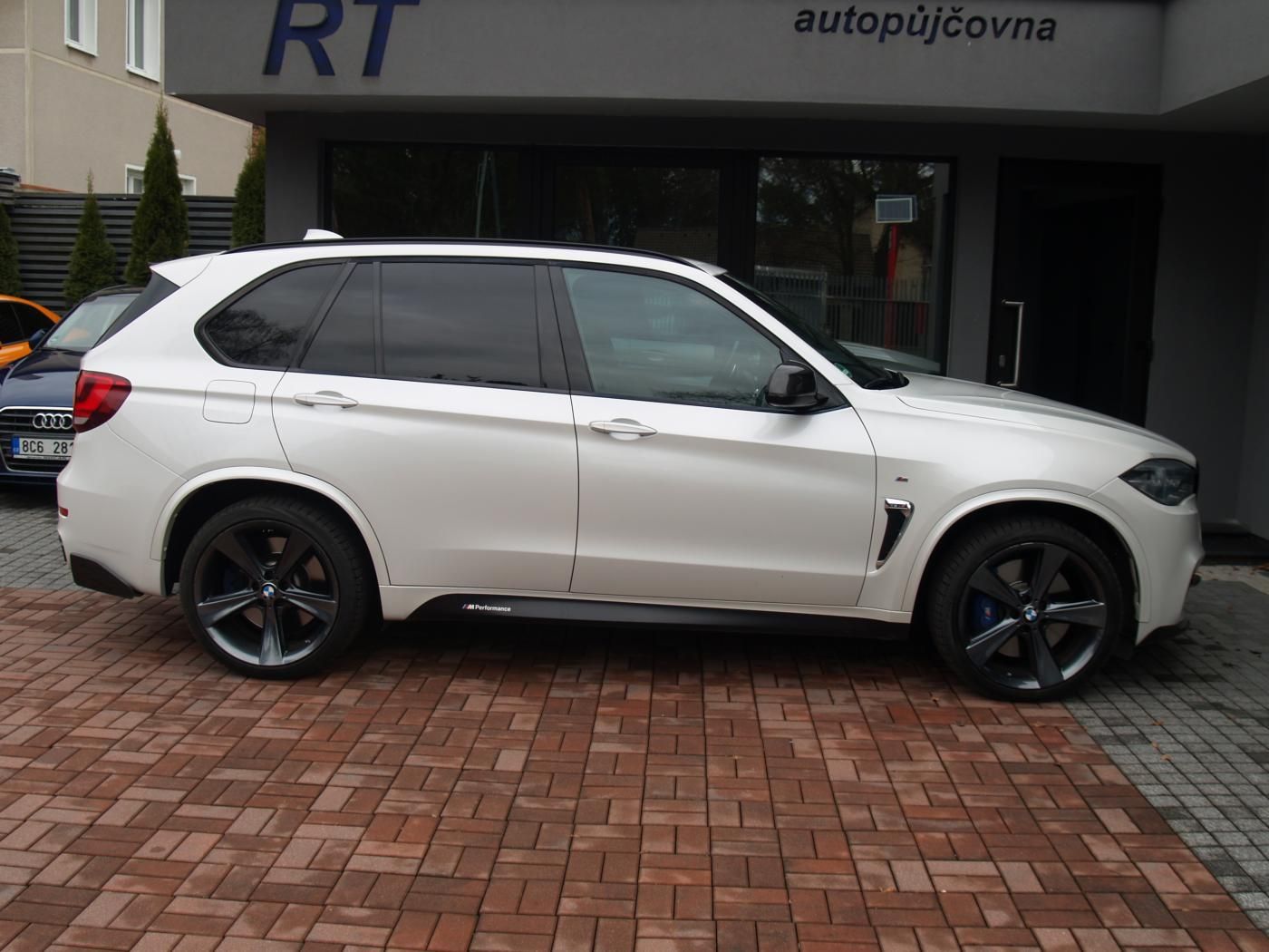BMW X5, 3.0 M50d - Carbon - fotka 5