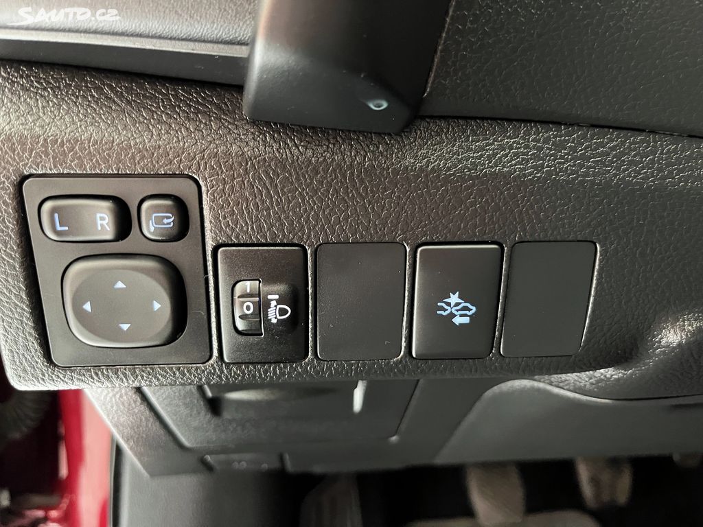 Toyota Auris, fotka 15