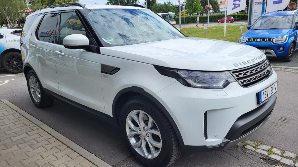 Land Rover Discovery, 3,0 TDV6 SE - fotka 5