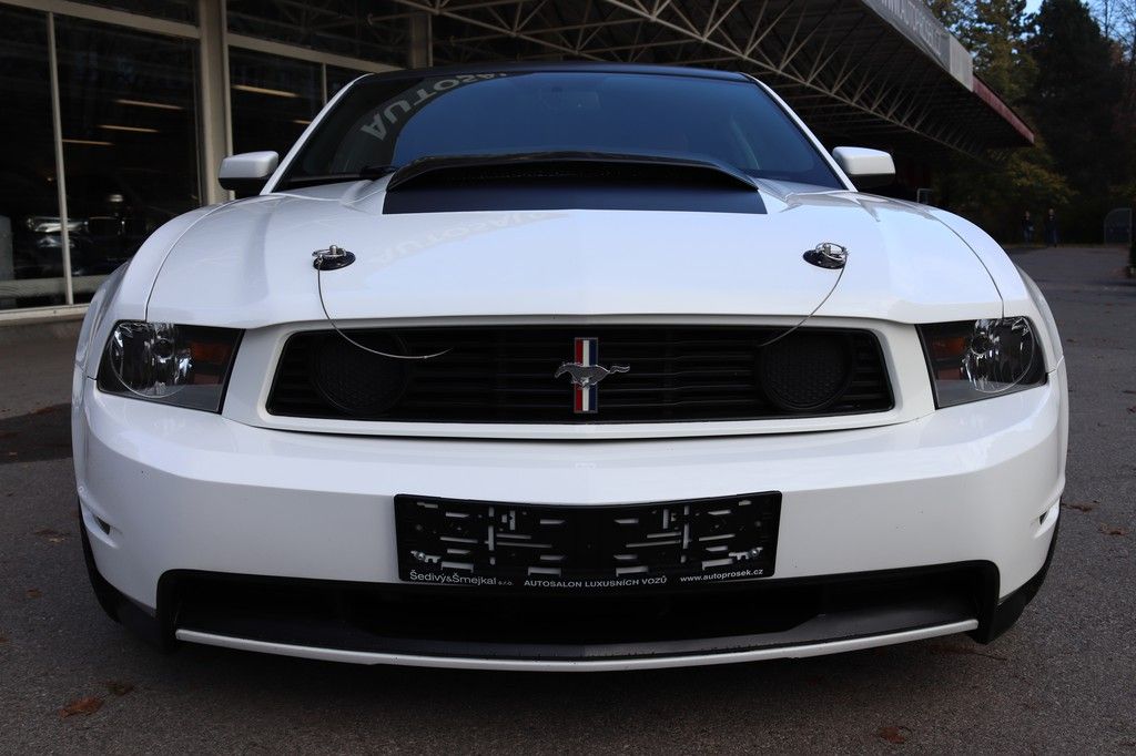 Ford Mustang, GT COUPE 5.0 V8 307kW MANUÁL - fotka 3