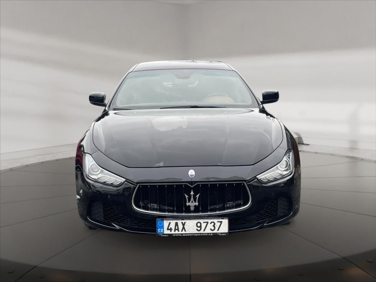 Maserati Ghibli, 3,0 V6 D 202KW ČR - fotka 2