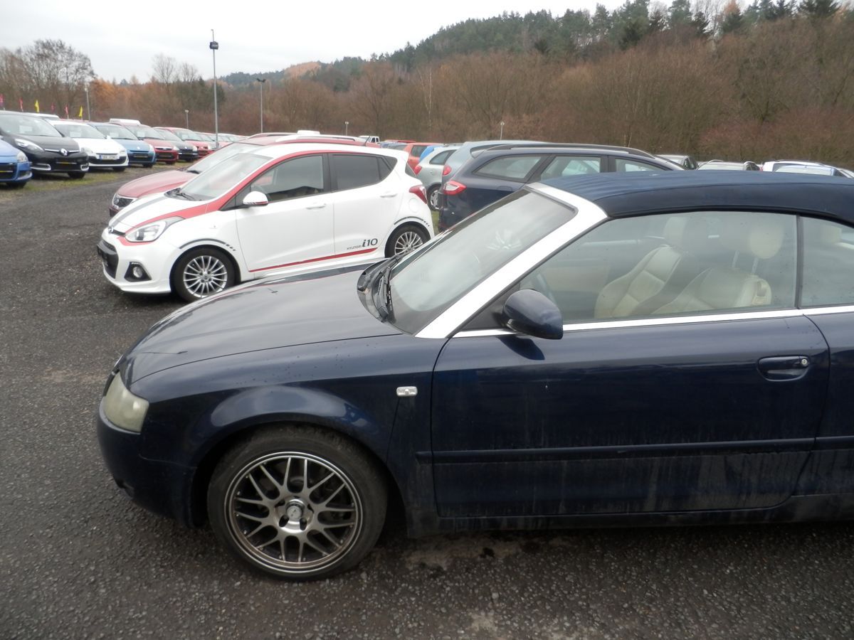 Audi A4, 1,8T 120KW CARBIO - fotka 4